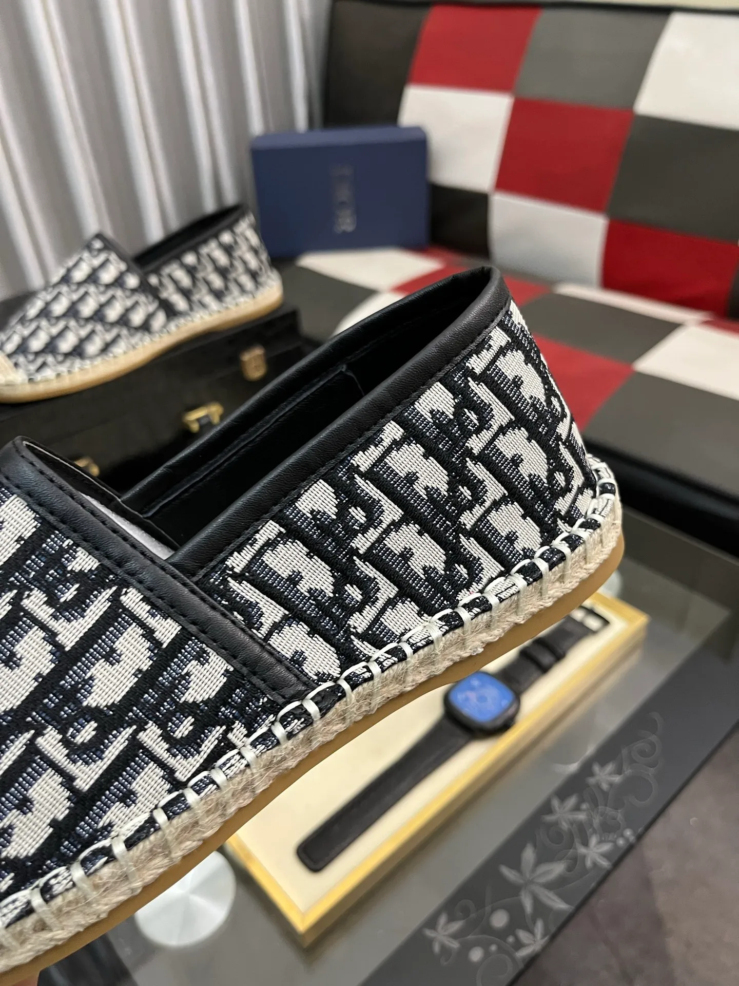 Men's shoes 💰400⌚️⌚️Dior men's latest slip-on Loaf casual fisherman's shoes ✔️The original version is available simultaneously at the counter and is a one-to-one replica🎩Material: Italian imported waterproof fabric, pure hand-pulled strings, raw rubber breathable outsole, lining breathable and comfortable lambskin, 100% comfortable density, original rubber outsole wear-resistant ✔️Code number: 38-44, you deserve it, (Note: 45 and 46 can be customized, non-refundable and non-exchangeable)